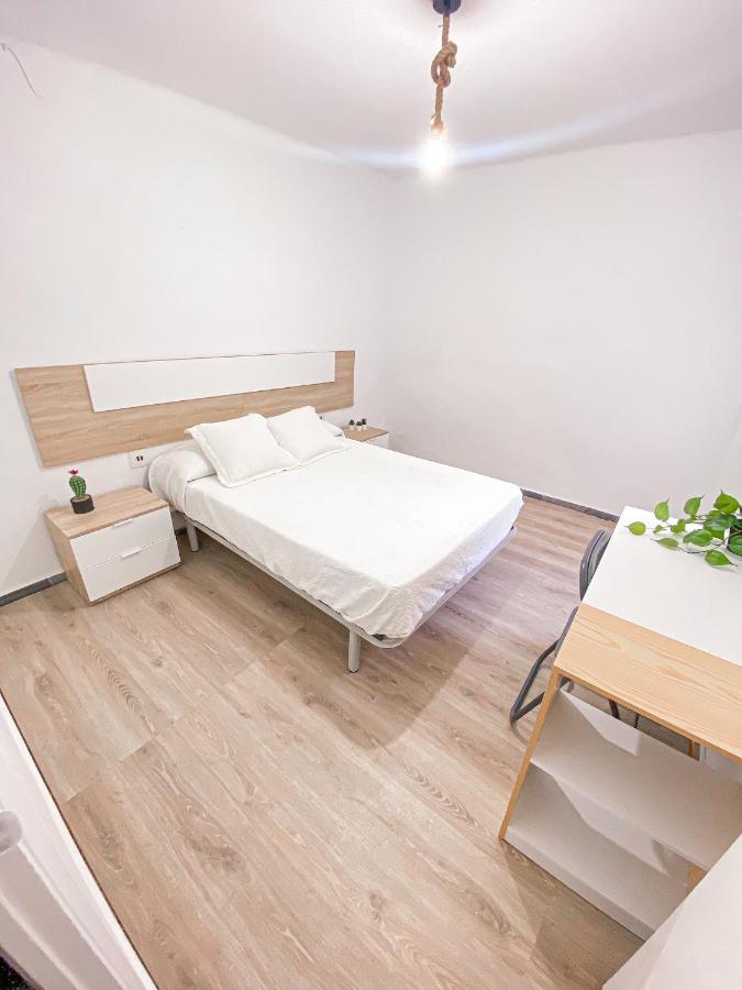 Apartamento Mirador De La Alcazaba Apartment Almeria Bagian luar foto